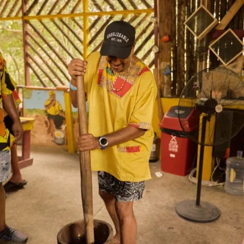 A cooking class around the open fire pots at Palmento Grove